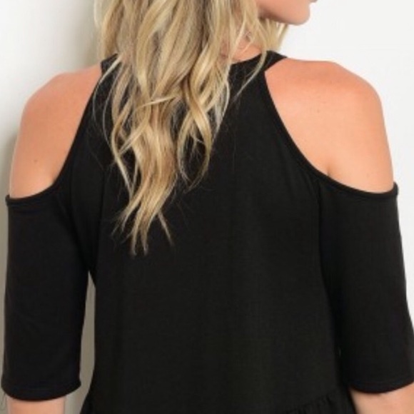 ♥️Cute Rayon Black knit cold shoulder dress, - Picture 3 of 6